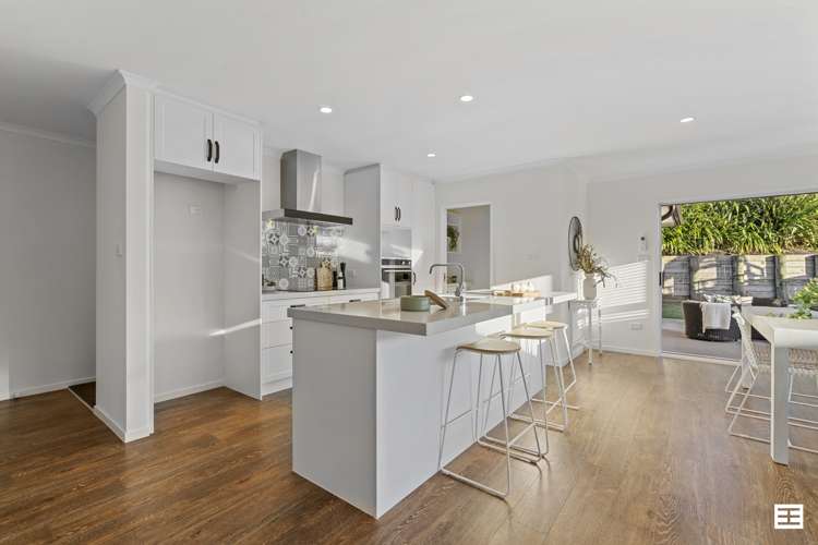 53 Awataha Crescent Pyes Pa_6