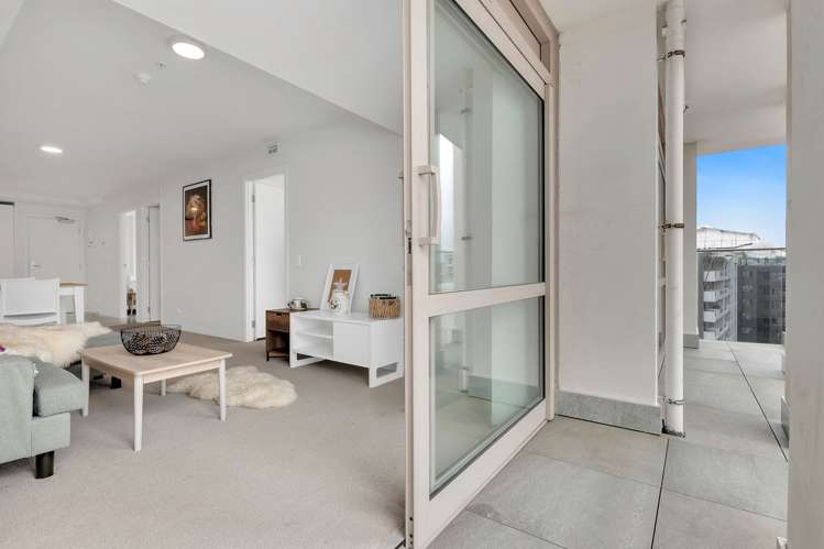 1104/168 Hobson Street Auckland Central_15