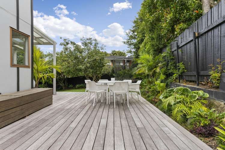 2/16 Sandiacre Way Browns Bay_8