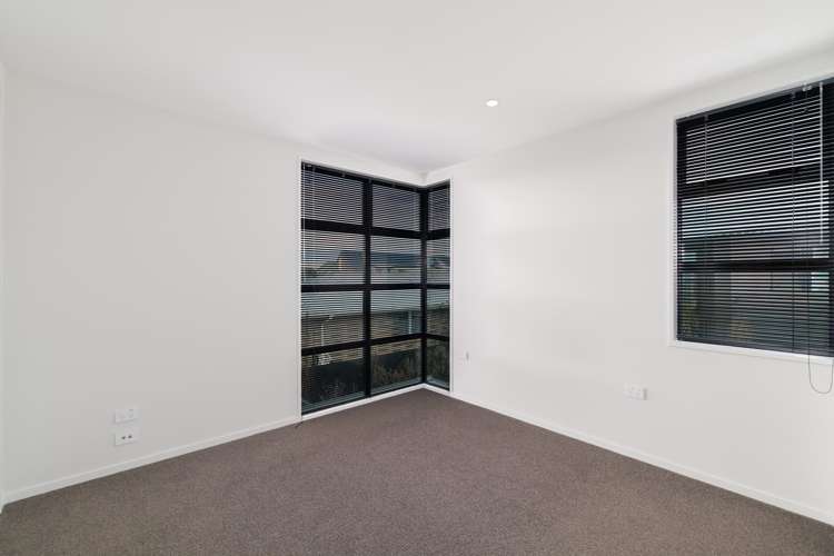 3/68 Barbour Street Waltham_7