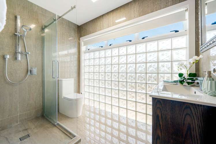 13 Harford Place Pakuranga Heights_13