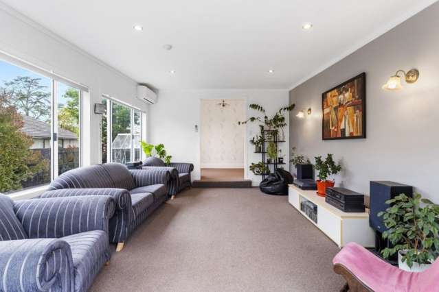 37 Birchfield Avenue Dallington_2