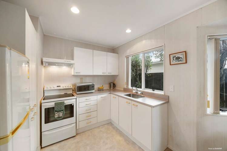 37B Portadown Avenue Pakuranga_9