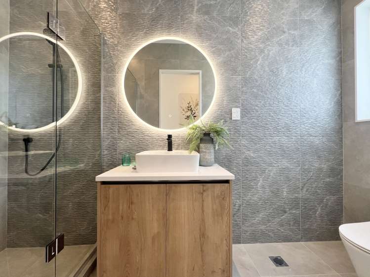 77 Skulander Crescent Millwater_31