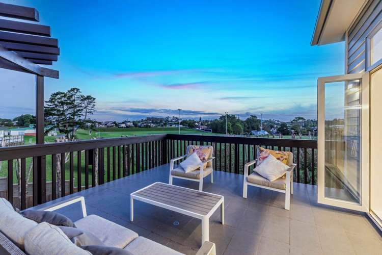 16 Zara Court Windsor Park_21