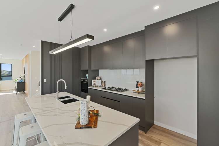 14 Glann Lane Flat Bush_6