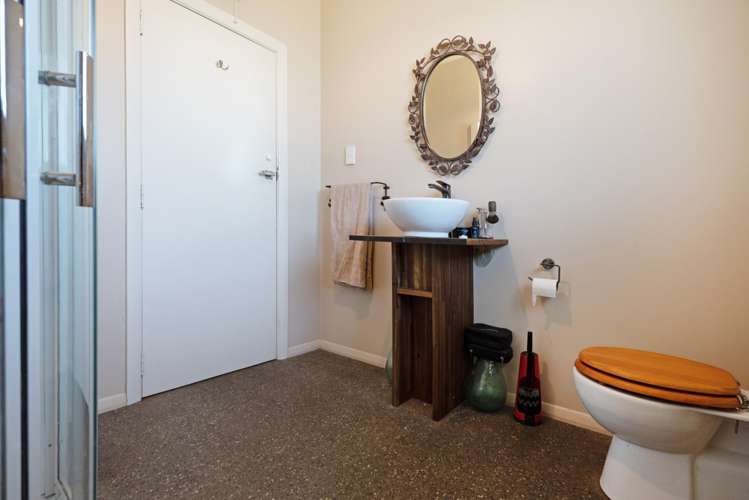 766 State Highway One Manakau_13