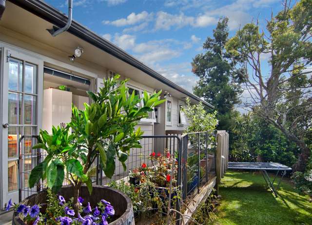 8 Illana Place Ranui_1