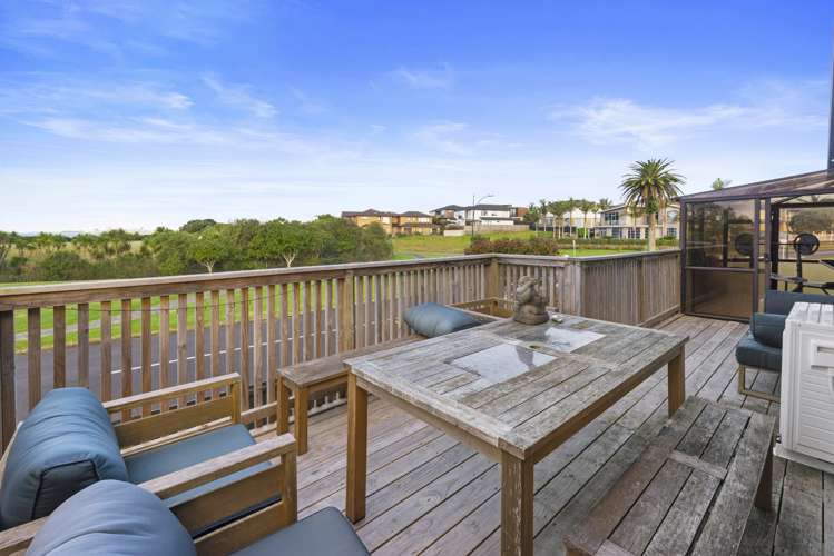 49 Spinnaker Drive Te Atatu Peninsula_11