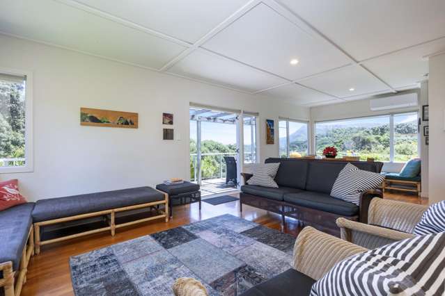 61 Garden Road Piha_4