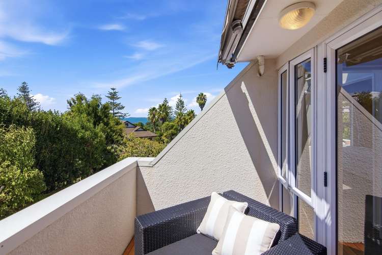 2/99 Hebron Road Waiake_18