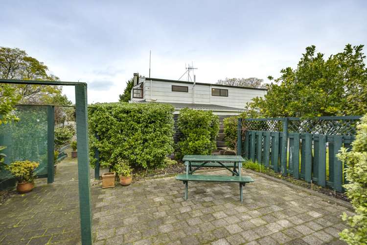 32 Atherfold Crescent Greenmeadows_16