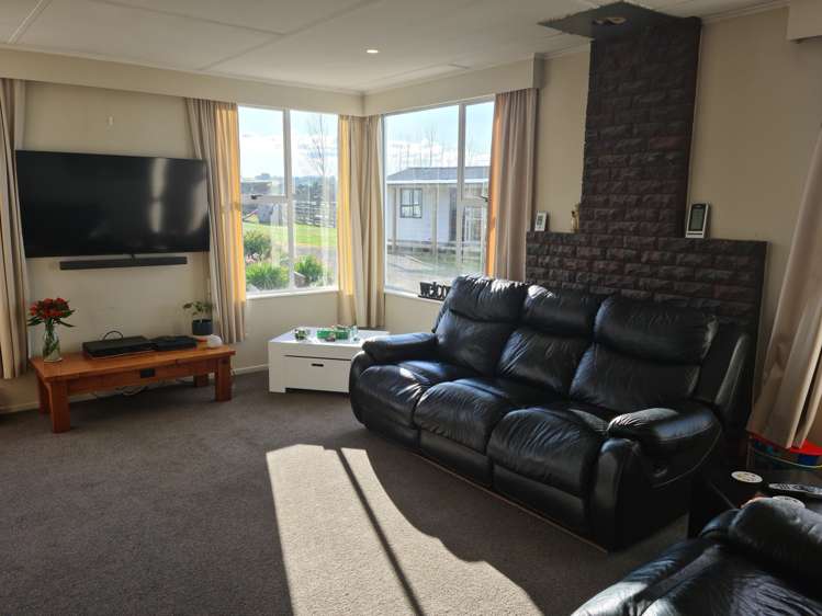 156 Airedale Road Weston_5