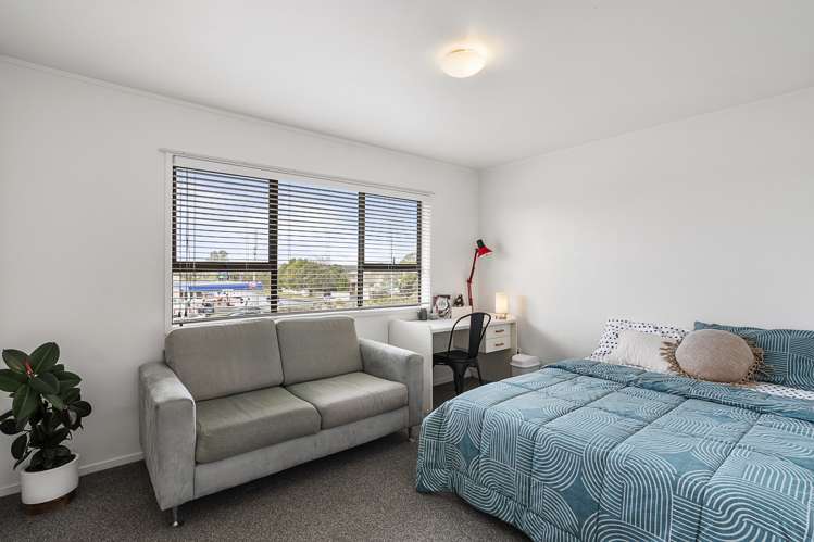 2/131 Mokoia Road Birkenhead_15