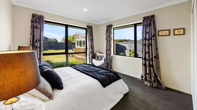 15 Shepherd Avenue West Melton_11