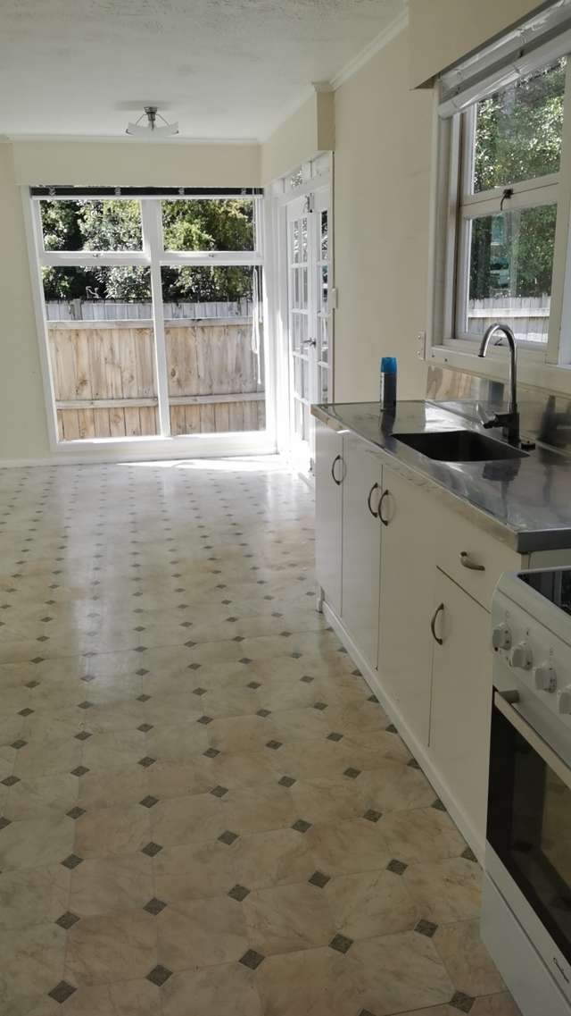 193 Centreway Road Orewa_3