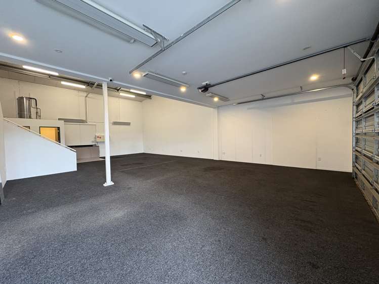 2/160 Ferry Road Waltham_1