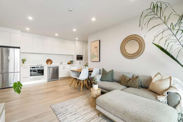 201/10 Awataha Drive Northcote_6