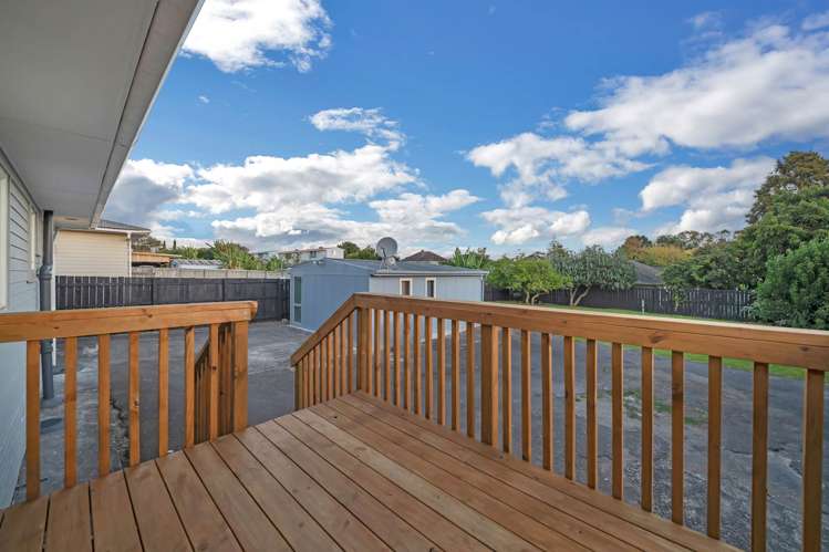 24 Laxon Avenue Otara_22