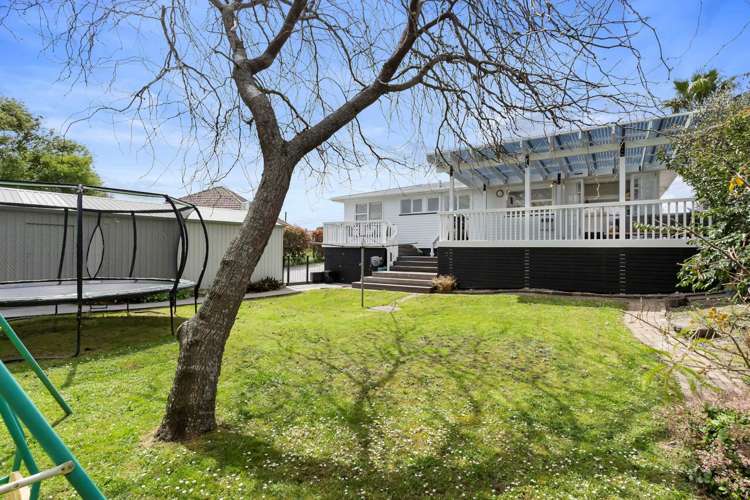 111 Awaroa Road Helensville_9