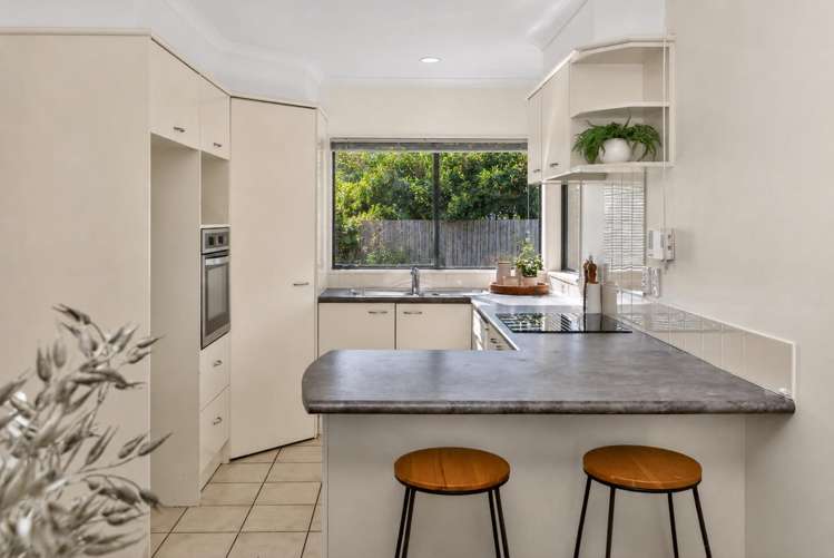 6 Nier Place East Tamaki Heights_7
