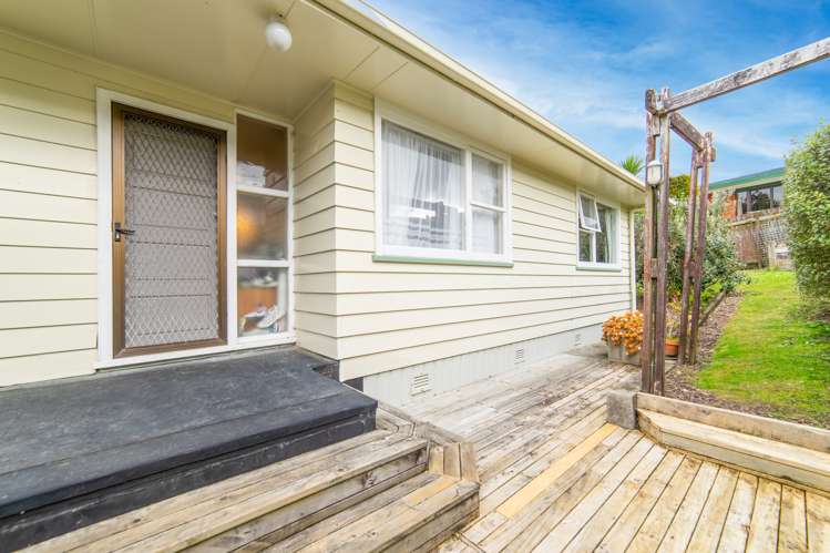 2/64 Becroft Drive Forrest Hill_16