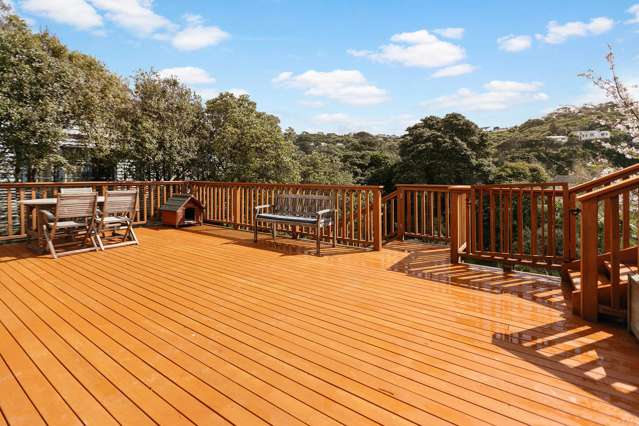 STYLISH & SUNNY FAMILY LIVING