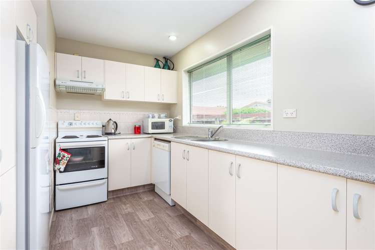 2/76 Gilberthorpes Road Hei Hei_6