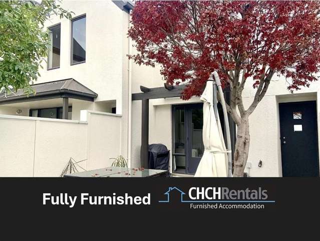 Beautifully Presented City Townhouse in Prime Hagley Park Location!