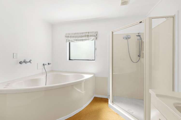 442 Spencer Road Lake Tarawera_11