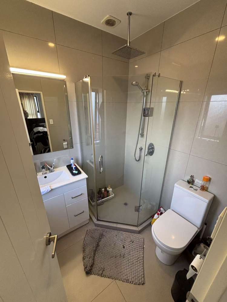 9 Thornlow Street Glendene_12