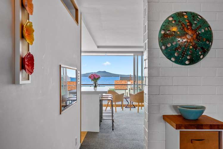 10/64 Milford Road Milford_13