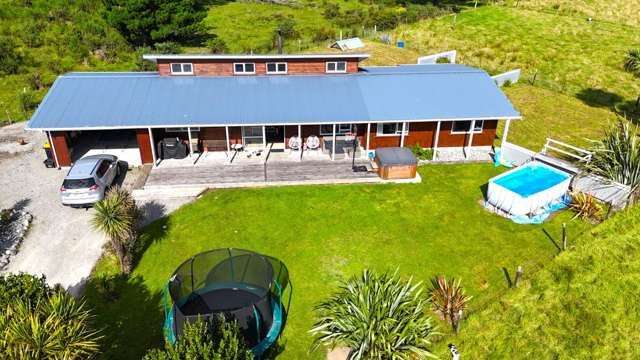 12 Sunderland Street Waimangaroa_2