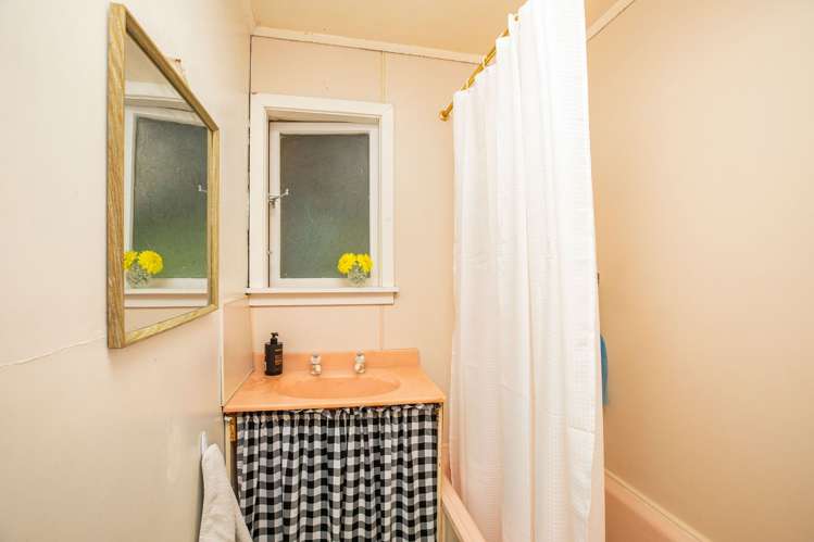 15 Baker Street West End_12