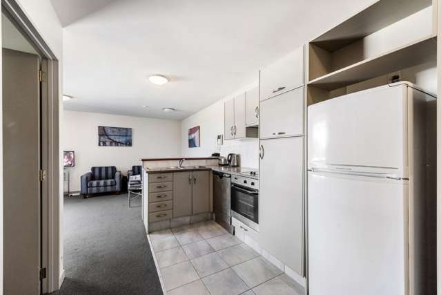 312/36 Victoria Road Mount Maunganui_4