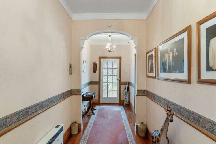 4 Fernleigh Avenue Royal Oak_25