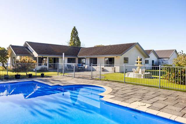 64 Athlone Drive Cambridge_3