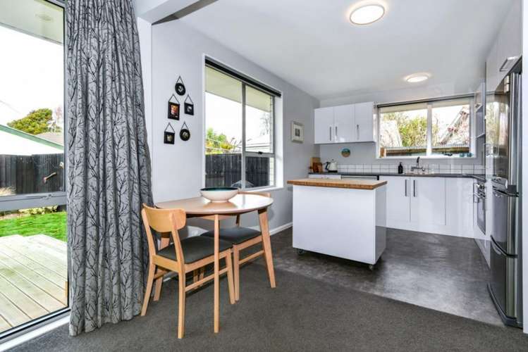 2/461 Halswell Road Halswell_6