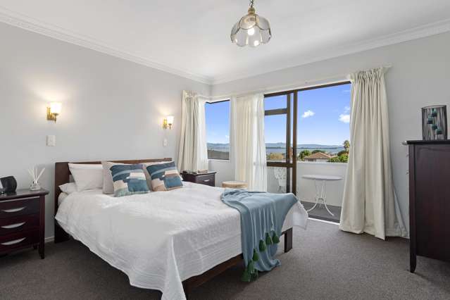 6a Audrey Place Matua_1