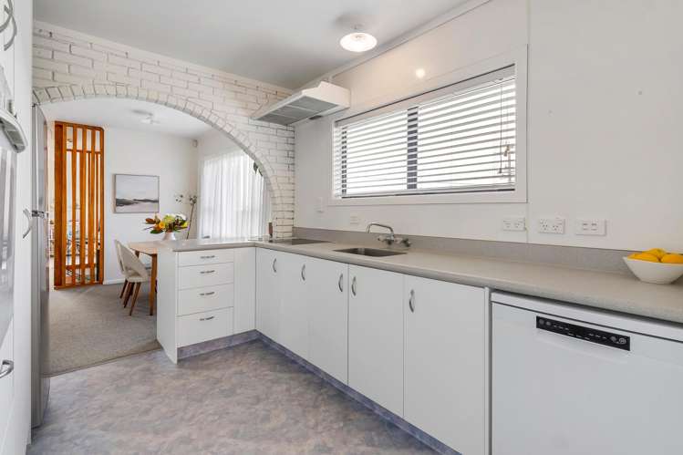 720 Te Atatu Road_4