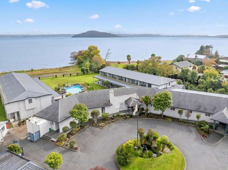 77 and 79 Robinson Avenue Rotorua_25