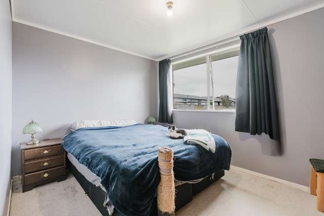 16 Gillett Lane Enderley_4