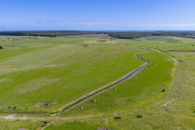 526 Lake Road Himatangi_4