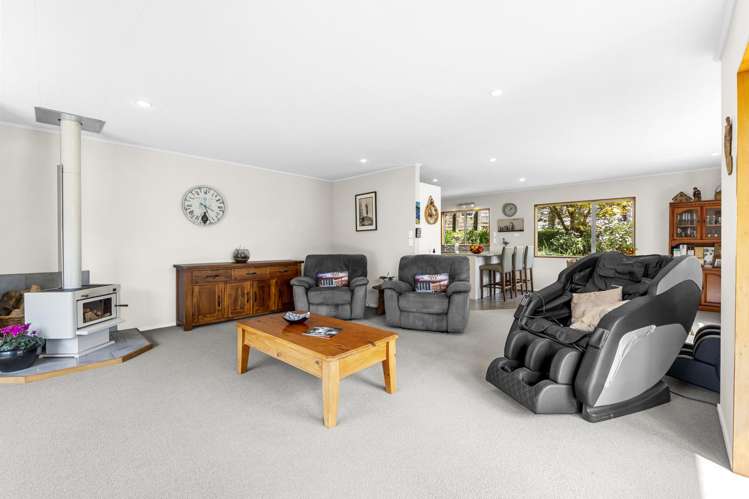 1180 East Coast Road Redvale_7