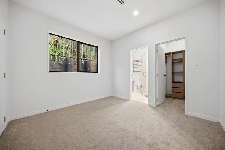 18 Rongoa Maori Way Pukekohe_21