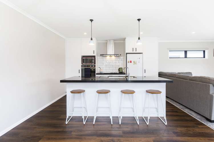 36 Te Kaeaea Crescent Wallaceville_6