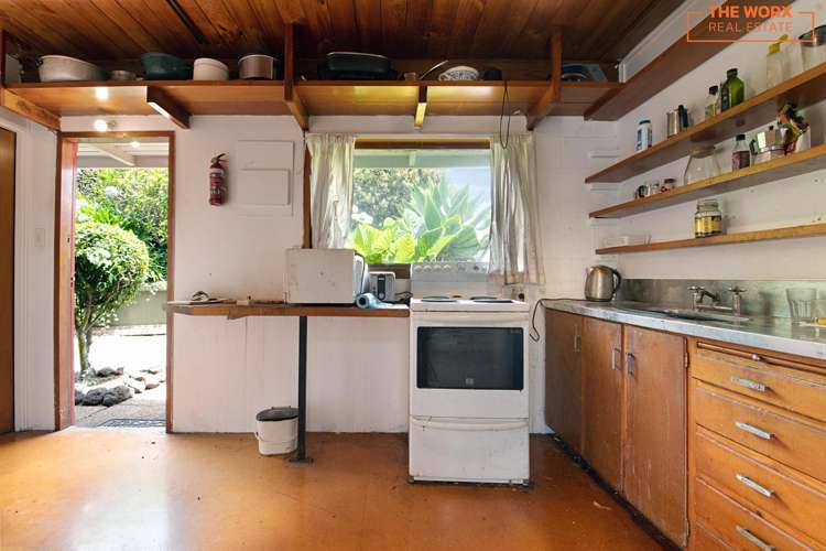 54 Terry Street Blockhouse Bay_23