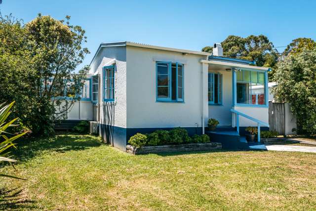 12 Manuka Road Oneroa_1