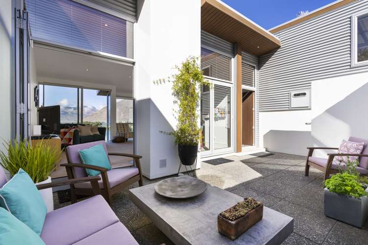 6/21 Earnslaw Terrace Queenstown_12
