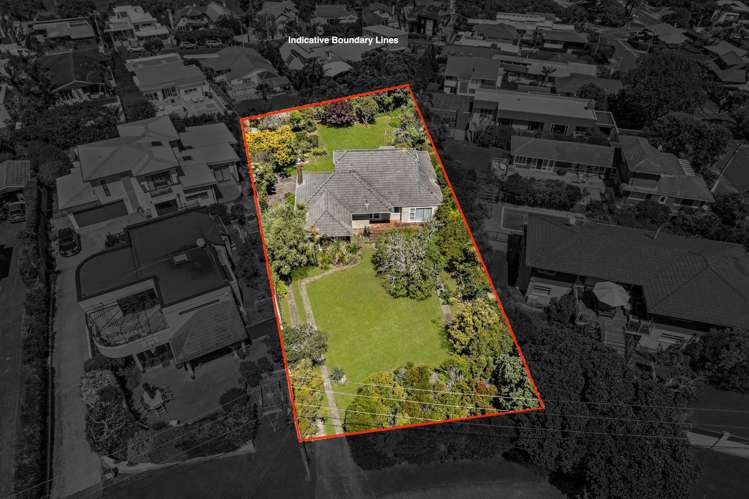1 Vaughan Crescent Murrays Bay_13